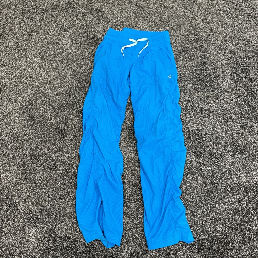 lululemon athletics women parachute pants size 4